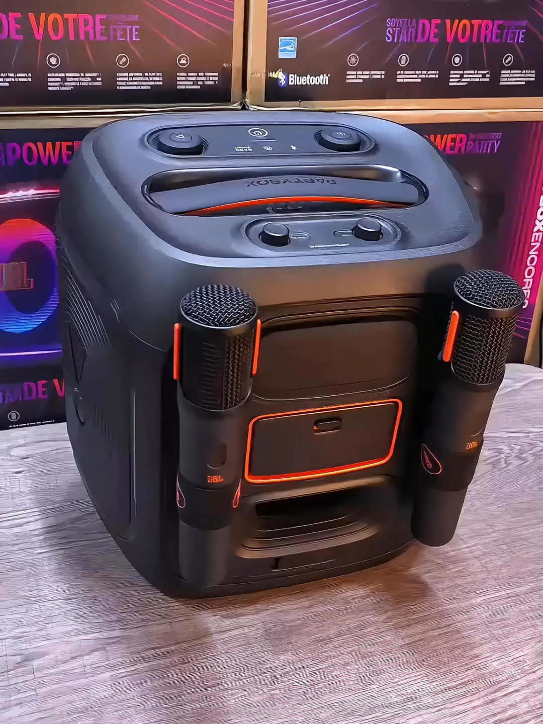 Eleve a experiência dos seus eventos corporativos com a JBL PartyBox . São 100w de potência, iluminação reativa e dois microfones sem fio com até 15h de autonomia para fazer todo mundo dançar. Disponível para locação! #PartyBox #Locação #Aluguel #Allugfy #geolocacaointeligente