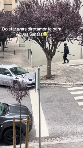 Alguem descubra este personagem😂#aguassantas #porto #fy #portugal🇵🇹 #reels 