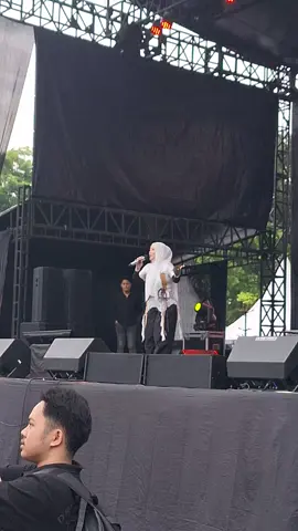 silahkan ambil videonya! #trending #viral #fauzanalovers @Fauzana @FauzanaNew15 @Daaa 