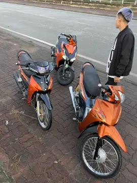 Mới sáng sớm mà ae làm gì vayy #xh #xhtiktok #wave125i_ไฟเลี้ยวบังลม 