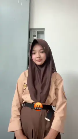 fyp gak yaa jam sgini? #zxycba #4upage #fypシ゚ #Single #lewatberandafyp 