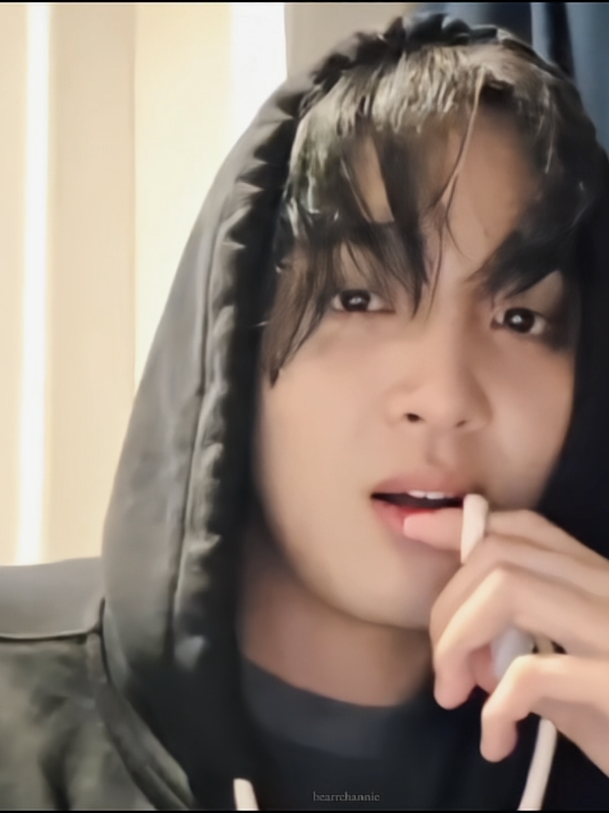 pagi pagi nangisin haechan😔 take ur time abang, timakasi kerja kerasnya selama ini. sakit bgt ngebayangin segimana susahnya kamu ngejalanin itu selama ini, nanti setelah kamu balik sehat lagi kita wujudin semua wishlist kamu satu satu yaa🥹 keren bgtt artis top dunia inii sehat selamanyaa ya sayang🥺🤍🌹 #haechan #nct #fyp #해찬 