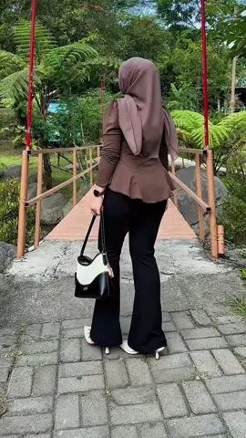 Spill baju 👉🏻 @ig: rini.wijayanti 