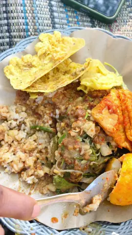 Minggu pagi🤭#pecel #sarapan #makananndeso