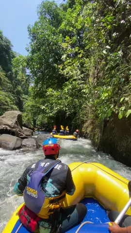 Seru seruan kek gini bareng temen kalian kapan lagi