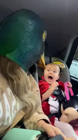 Mask prank🤣#tiktok #foryou #kid #funnyvideo #halloween 