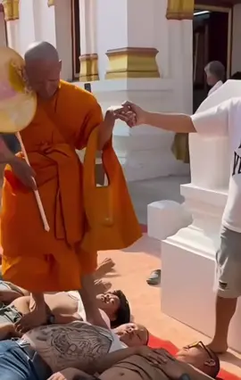 #ဘုန်းဘုန်းဘုရားကလဲလည်မျိုရီးကိုနင်းတာ🤧 #အဲ့လောက်ကြီးကျတော့မပျော်တော့ဘူး😫😫😫 #မင်းတို့ပေးမှ❤️ရမဲ့ကောင်ပါကွာ😫 #စာတို💯🥀😓ရောက်စမ်းကွာfyppppppppppp #fypシ゚အားလုံးပျော်ရွှေင်ကျပါစေ❤❤❤ 