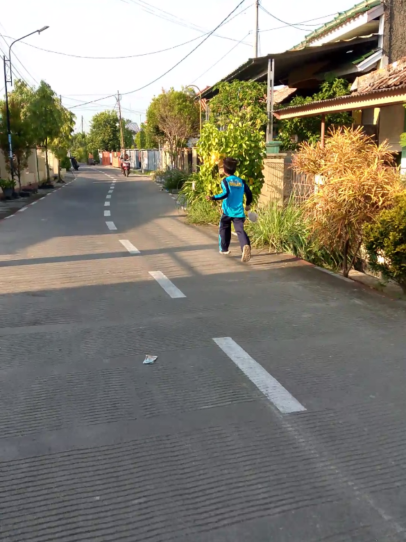 lari pagi, gerak sesudah bangun tidur. melancarkan peredaran darah besar. 
