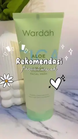 Wardah Cica Aloe Facial Wash, penyelamat kulit sensitif yang butuh cuci muka lembut, pH rendah, dan nggak bikin kering ketarik 🌿☘️💚 #WardahCicaAloe #LowPH #GentleFaceWash #CircleWardah #SabunWardahljo     
