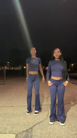 my twin. #fypシ #matchingoutfits #viral 