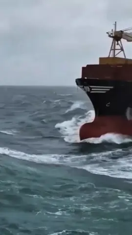 #northocean #ship #northsea #bigwaves #bigwaves #Ocean #Storm 