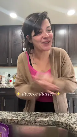 I love you guys 🫶🏻 #single #singlemom #singlemomlife #singlemomsoftiktok #divorce #mentalhealthmatters #MentalHealthAwareness 