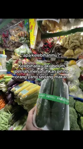 Sayur zucchini sangat kaya manfaat salah satunya mengurangi kadar gula, meningkatkan kesehatan jantung dan bisa menurunkan berat badan Yang penasaran silahkan mampir dilapak MbakLiid  Buka setiap hari mulai jam 05.00-11.00 Lokasi📍pasar baru bluru kidul sidoarjo #fyp #sayuran #masukberanda #foryou #sidoarjo 