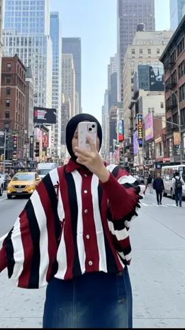 Glora Batwing Oversize Cardy Cardigan Rajut Wanita Motif Salur #cardigan #rajutmotif #atasanwanita #rajutpremium #fyp 