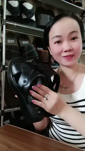 Mẫu Dép Trung Niên Dành Tặng Bố