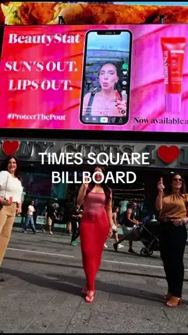 ur sign to not give a f and keep posting  ✌🏻 💞 thank you @beautystat for including me on this incredible billboard  #timessquare #nycbillboard #newyorkcity #beautycreator 