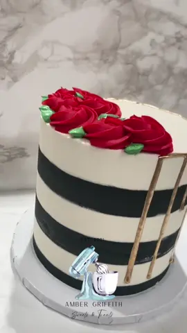 Love these stripes. Not bad for a first time. #stripedcake #rosecake #rosettecake #golddrip #dripcake 