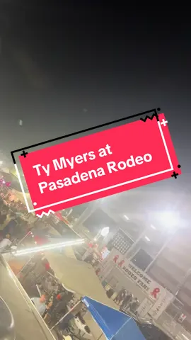 @Ty Myers at @PLS&R!!! Come grab your BBQ Favorites from @JsFirehouseBBQ by Campbell hall! Big yellow trailer!  #tymyers #concert #soldout #pasadena #pasadenatx 