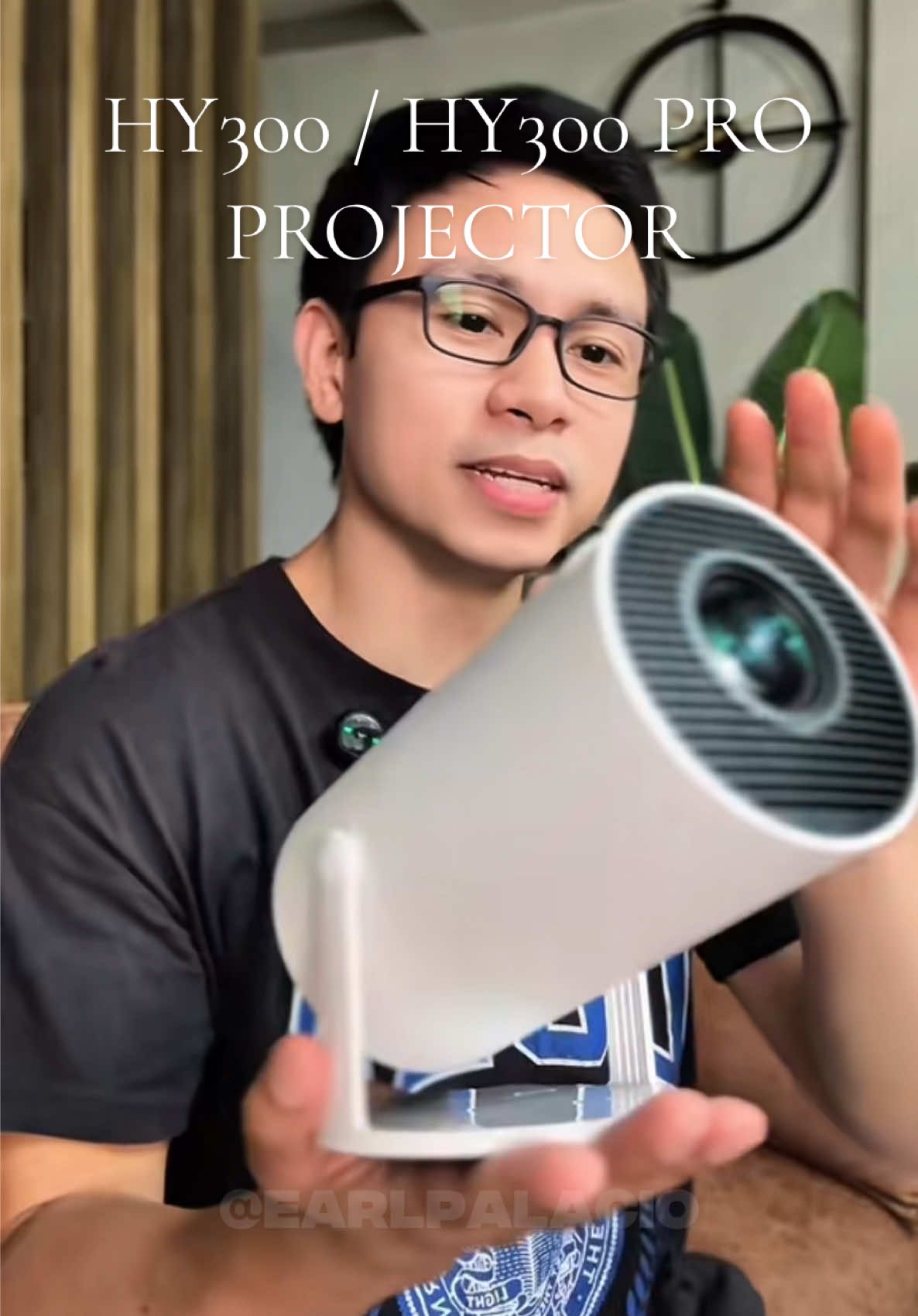 Kung may plan ka bumili ng TV pero mejo kapos pa sa budget or gusto mo ng sinehan sa bahay, consider this HY300 Smart Projector #projector #portableprojector #hy300 #hy300projector #hy300pro 