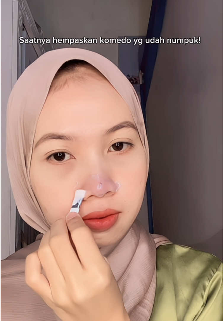 Aku mau rekomendasiin yang komedonya udah banyak wajib cobain mask dari @Lanbena.Indonesia ini bisa angkat komedo kalian sampek ke akar - akarnya lo cuss cobain✨ #blackhead #maskerkomedo #komedo #angkatkomedo 