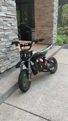 Build is getting better#fentysuperbrandday #LanguageLearning #razor #ebike #emoto 