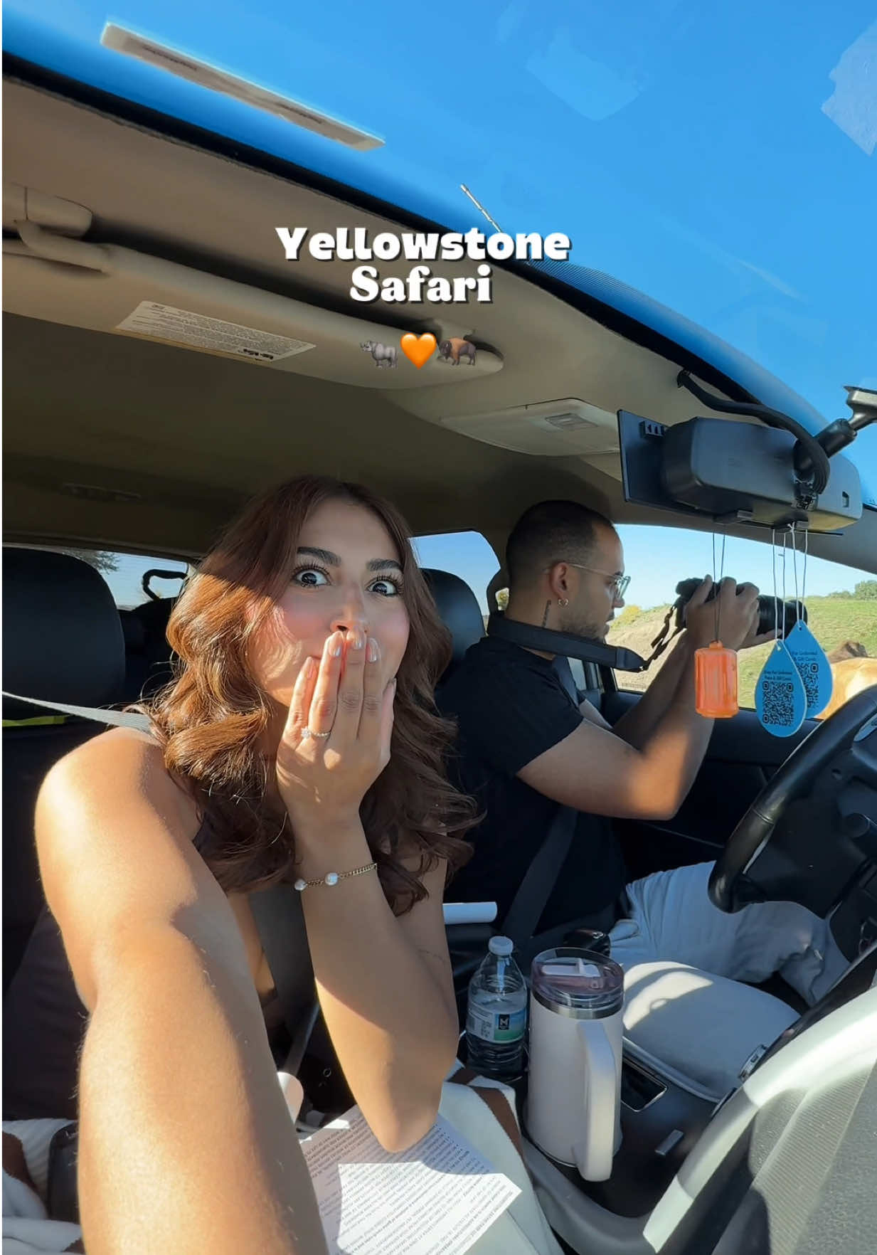 Que nerviosss! 😱 pero sin duda una de las mejores experiencias 😍🦬✨ Ya conocías sobre este safari ? 🤍 #yellowstone #idaho #utah #yellowstonesafari #aventurasenestadosunidos 