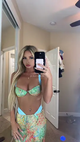 okay I’m in love #summermashup #summervacation #bikini #set #girlstrip 