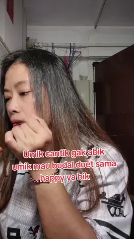 Umik budal konser gess 🤭🤣 #tkwhongkong #happy #sunday #happyasmara #fyp #indonesiatiktok #banyuwangi 