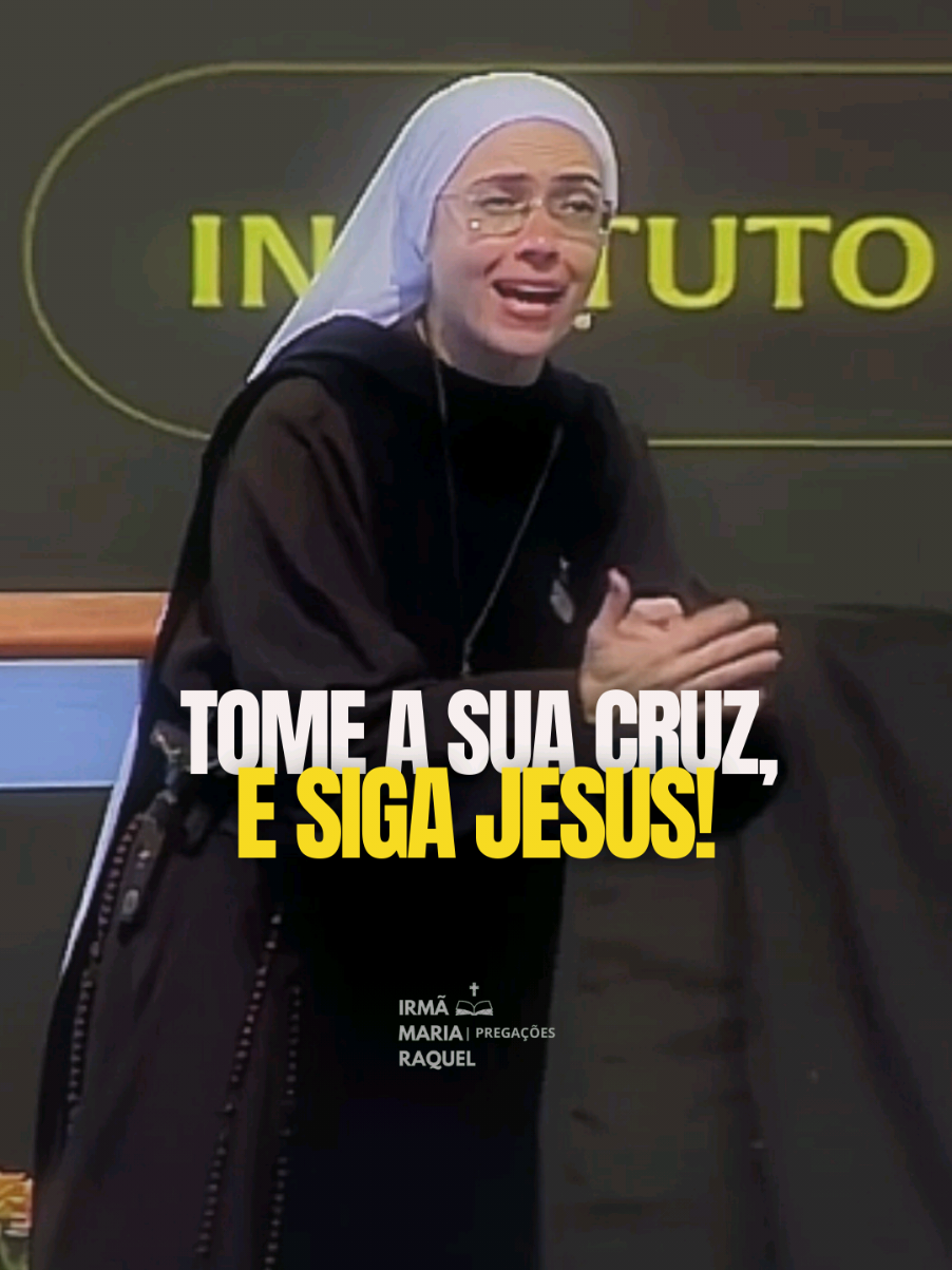 Seguir Jesus é abraçar a própria  Cruz. Por isso, tome a sua Cruz: O Caminho é Jesus! #palavradedeus #reflexão #jesus #católico #institutohesed 