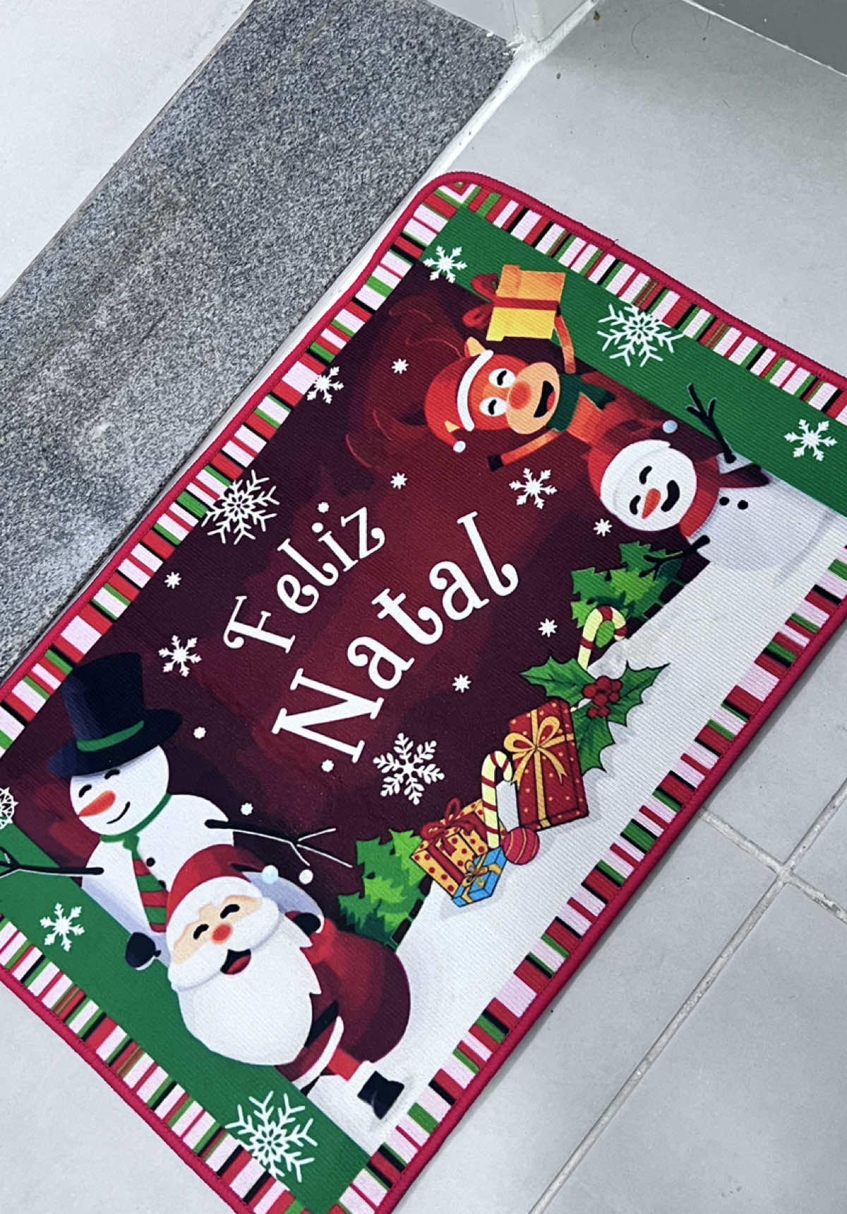 As comprinhas de Natal continua chegando, e esse é da shoppe #tapetedenatal #natal 