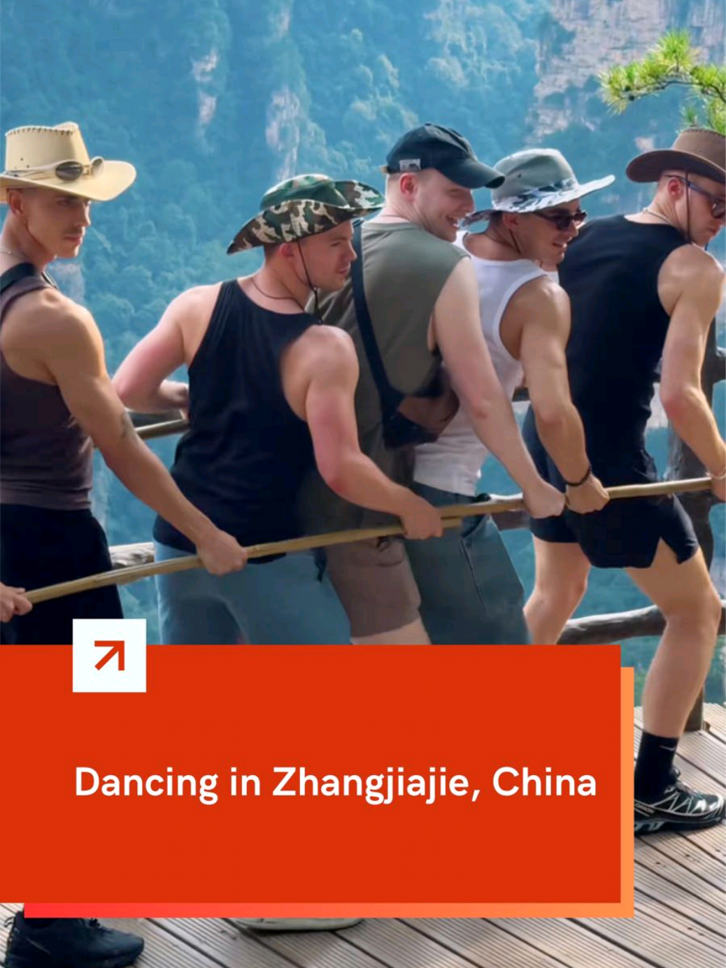 Travelers dancing their hearts out in Zhangjiajie's stunning mountains! ✨#Chinatravel #dance #fun 