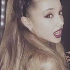 Felt in the Halloween mood 🎃🦇 #arianagrande #halloween #arianagrandeedit #fyp #videostar cc/ panning: sweetlydevoted  for @꒰ঌ ໒꒱ 