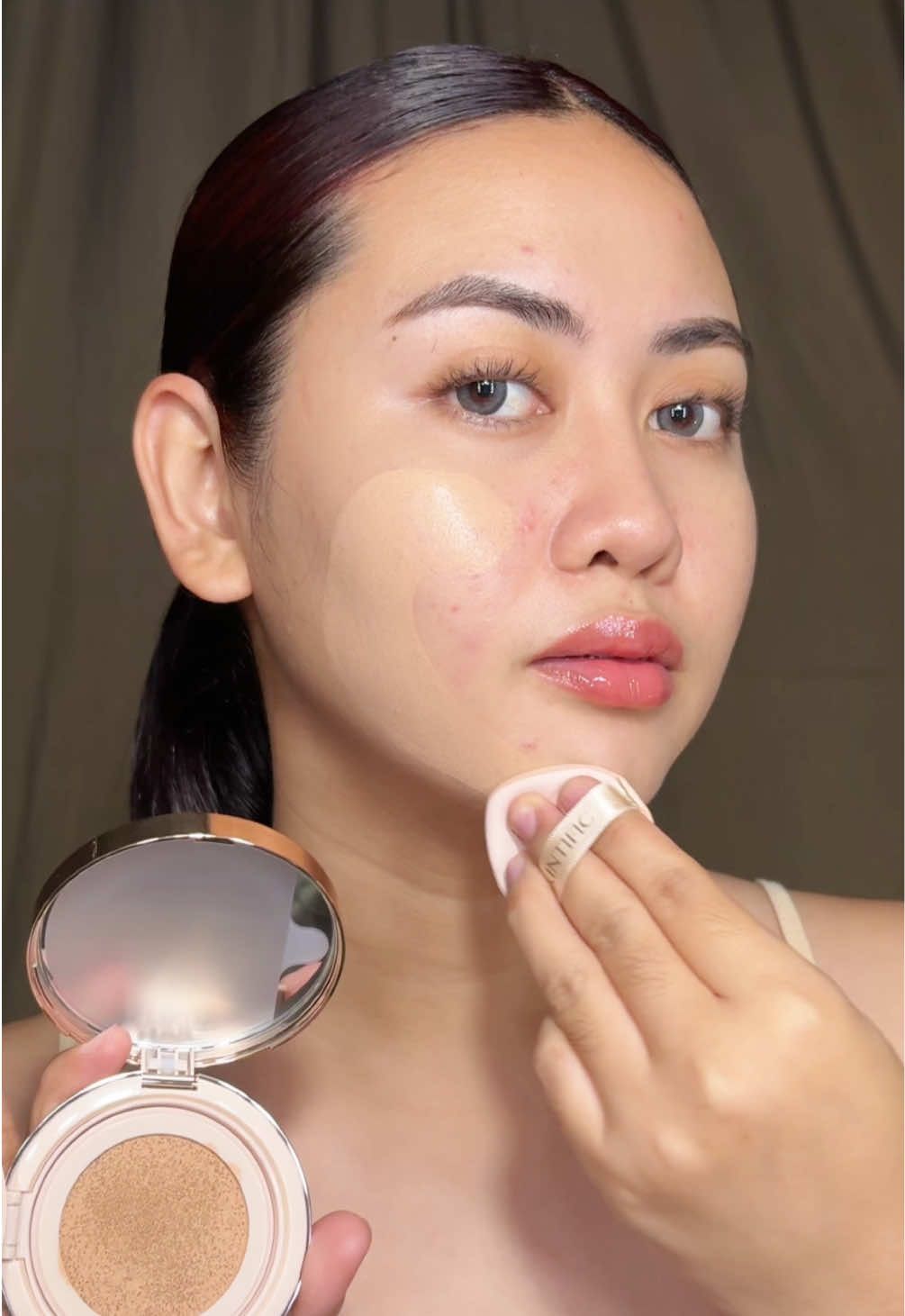 LOVE THE COVERAGE OF THIS CUSHION ✨✨#fullcoveragecushion #BeautyTok #makeupstyle 