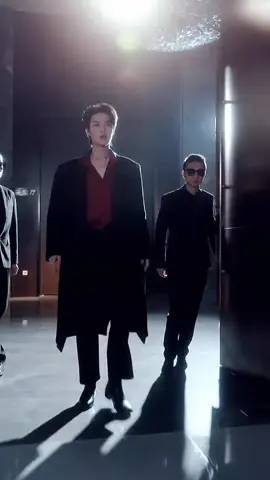 Aura kechun beda banget pas di drama anak yang penurut🤭 GANTENG BANGET 🦈😘 #zhaokechun赵柯淳  #china🇨🇳 #aktorchina  #xyzbca #masukberandafyp 