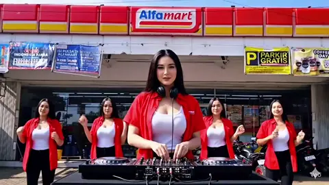 Selamat Pagi.. Selamat berbelanja di Alfamart... Membernya ada??? #veo3 #gemini #chatgpt #fyptiktokindonesia #fyptiktok 