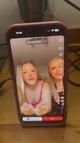 Mind your business @Autumn Elizabeth 🤍 #buzzoff #brownnoser #backoff #fake 