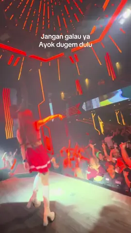 Stephanie nya @Adnan Veron @Mugitha enak bgt jujyurrrr