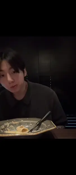 he looks younger  #jungkooktodaylive #jungkook #fyp #jungkooklive 