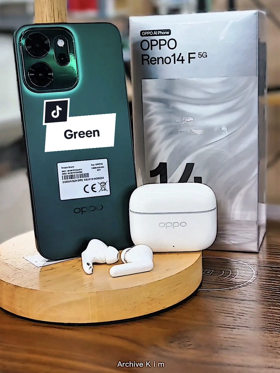 Reno 14F 5G Hijau kerenn banget 😱🫰 #oppo #oppoindonesia #opporeno14 #reno14series #reno14 #opporeno145g #camera #design #green #new #2025 #videographer #trending #fyp #fypdong #rekomendasihp #soundviral #foryoupage #platkt #platktiniboss #opporeno14series #oppoinstore #kosreno14a5 