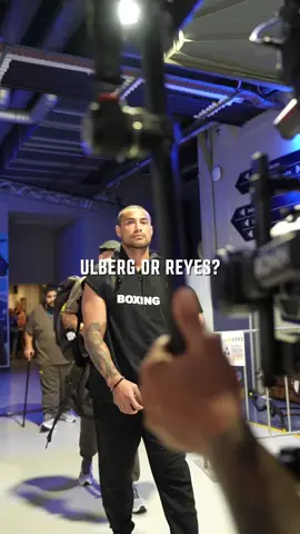 Your #UFCPerth headliners are in the building! Who you got? #UFC #MMA 