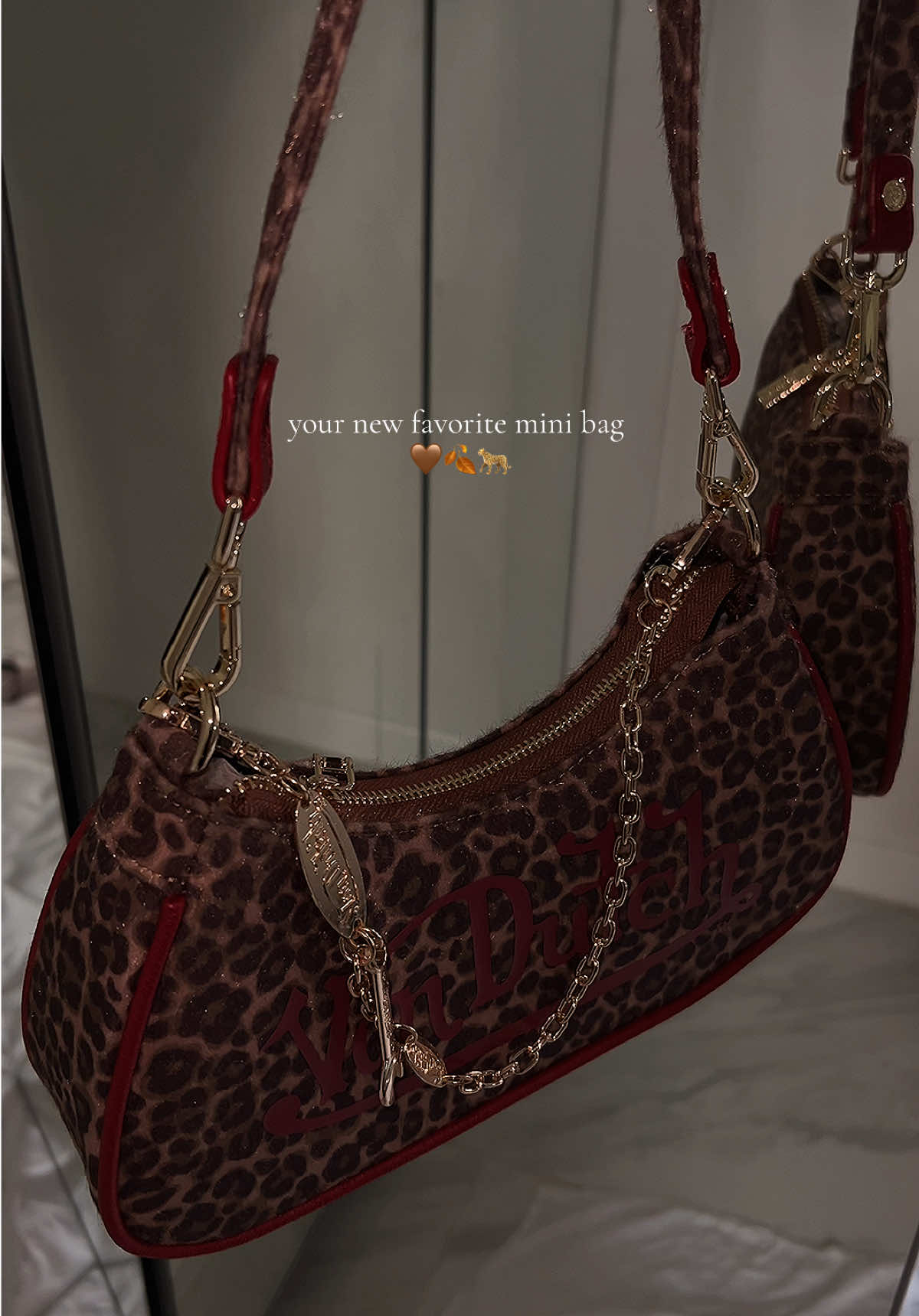 I’m OBSESSED 🍂🐆 #vondutch #minibag #fallaesthetic #vondutchbag #leopardbag 
