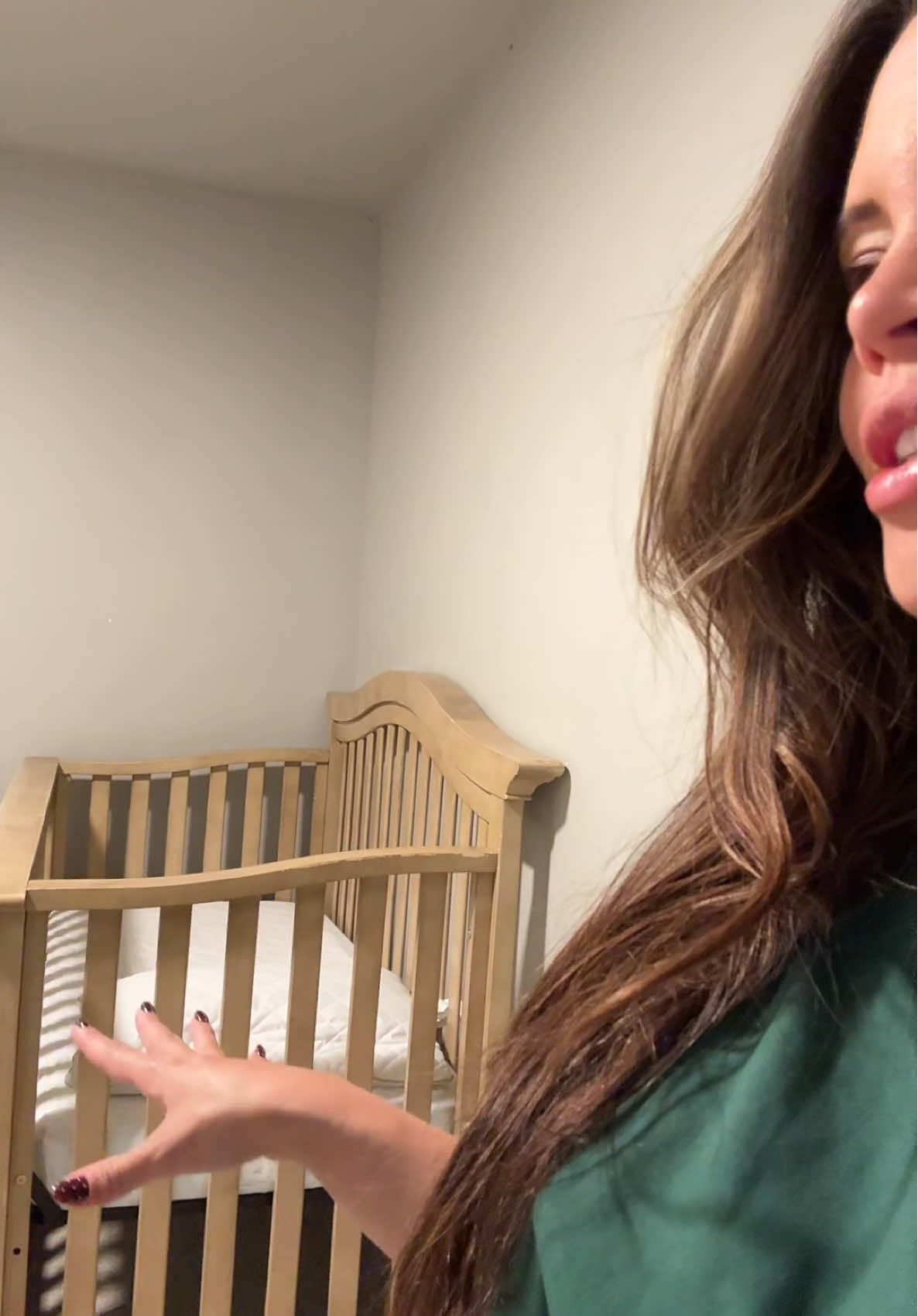 I love how I wasn’t nesting AT all— until I turned 30 weeks and BAM. It’s all at once hahahah #30weekspregnant #pregnantlife #3rdtrimester #nesting 