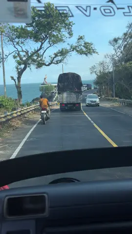 Yo kerjoo yo liburan🤩#banyuwangian #banyuwangihits #fyppppppppppppppppppppppp #viraltiktok #sopirtrukpunyacerita 