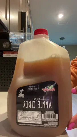 Come make an apple cider slushy with me #fallaesthetic #applecider #ninjaslushi #halloween 🤗🎃👻🍏