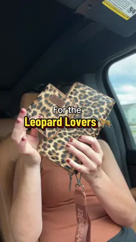 These wallets are so good especially for those who love leopard print #wallets #wristlets #leopardprint #wrangler @Rustic Charm Bootic 