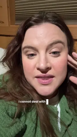 Just a b who cut up her mothers wedding dress and lied #27dresses #katherineheigl #romcom #jamesmarsden #malinakerman 