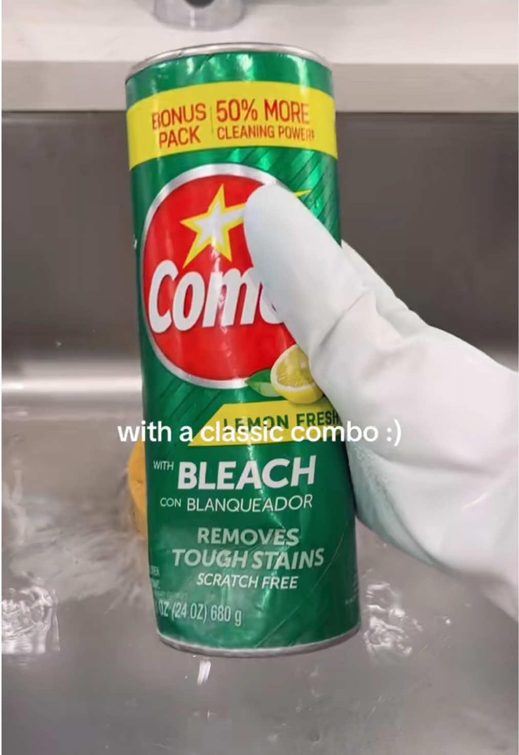repost since i feel bad for not being as active :( #CleanTok #cleaningtiktok #lemoncomet #lestoil #bathsponge 