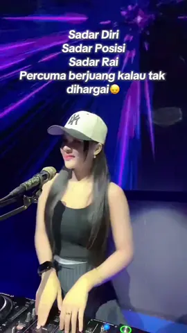 Sadar diri dan pergi🙂‍↔️#djayube #grandclubbanjarmasin #janganlupabahagia #sakitdalambercinta #trending 