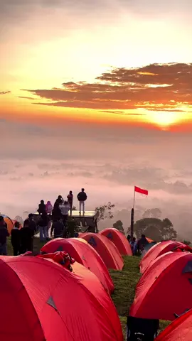 Minggu pagi di Bukit Embun Lampung Barat #bukitembun #lampungtiktok #lampungbarat #fyp 