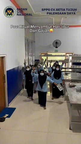 Gajian dulu biar semangat kerjanya😄#sppgsetia7 #makangratis #prabowosubianto 